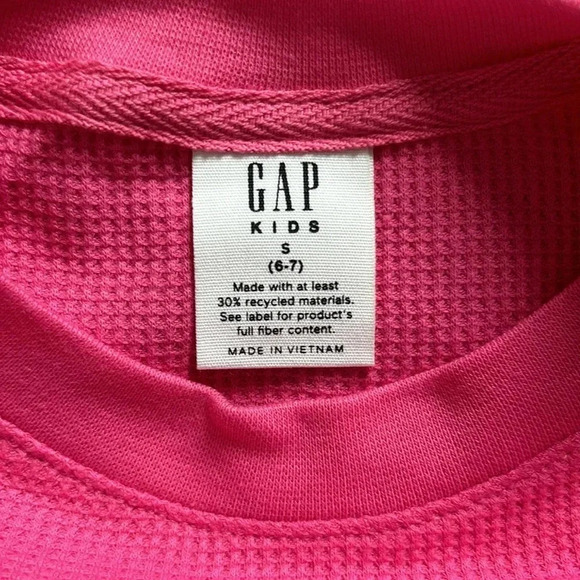 LOT GAP Hoodie and Henley - Picture 7 of 8